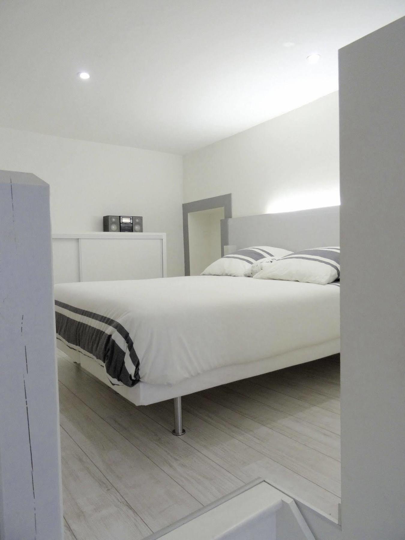 Unsejouranantes- Loft Cassard Apartment Bagian luar foto